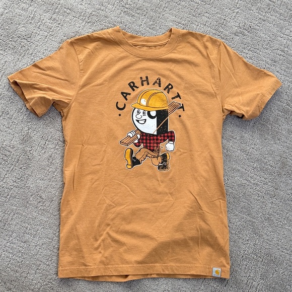 Carhartt Tops - Carhartt graphic tshirt